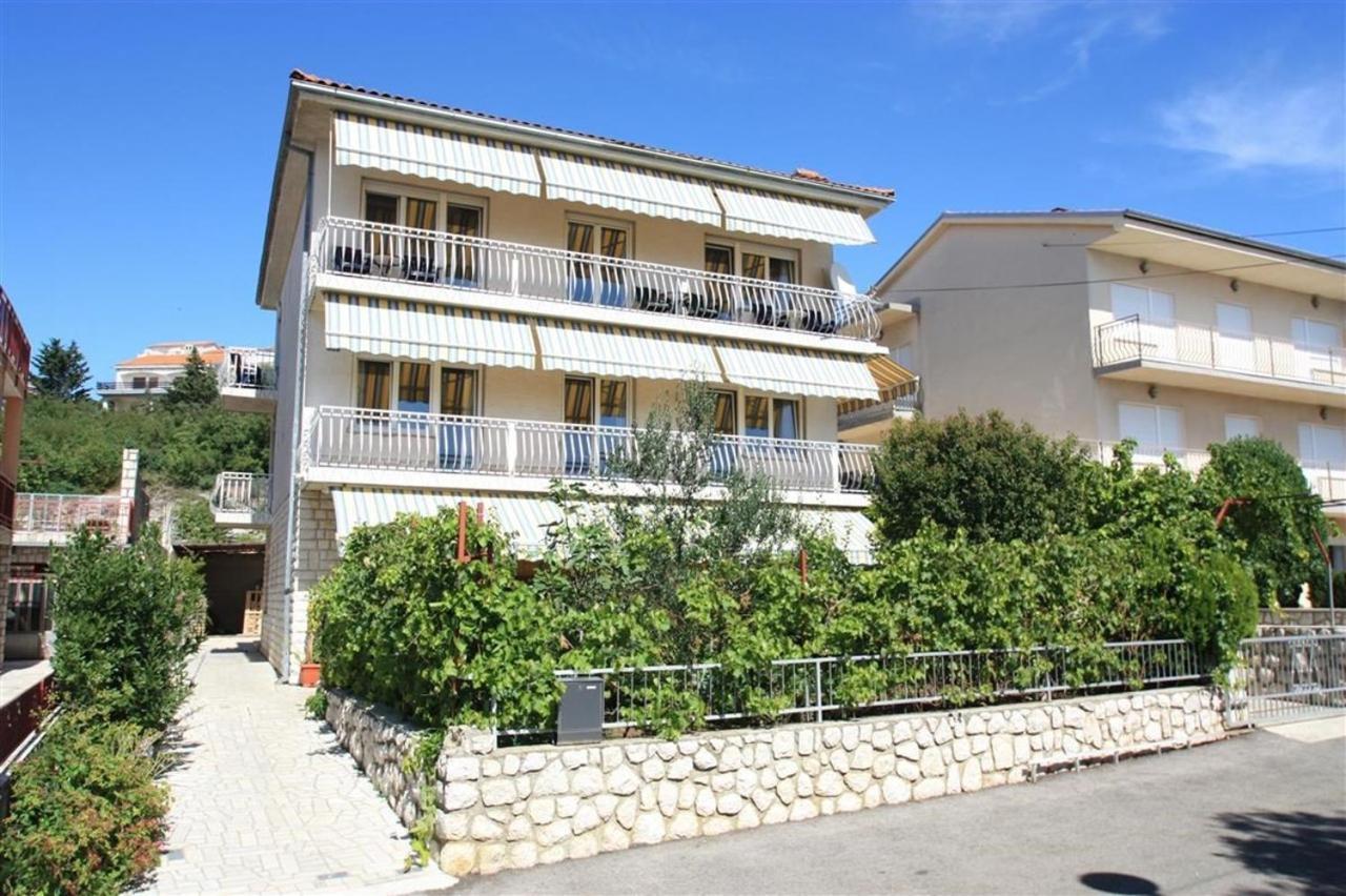 Four-Bedroom Apartment In Crikvenica II 外观 照片