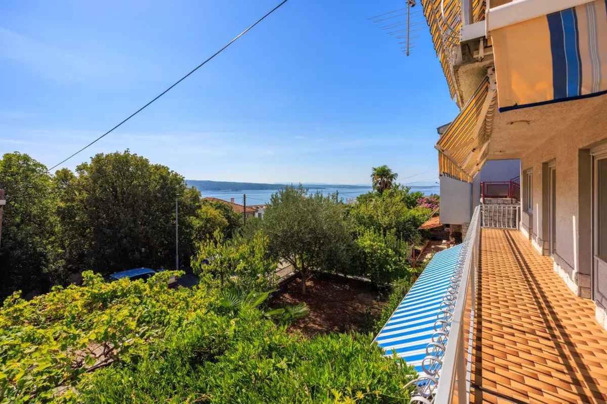 Four-Bedroom Apartment In Crikvenica II 外观 照片