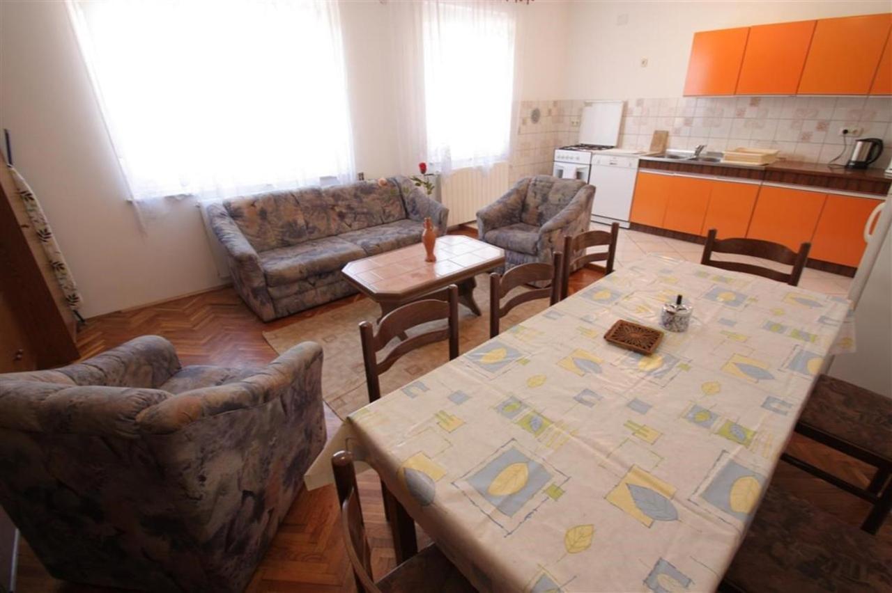 Four-Bedroom Apartment In Crikvenica II 外观 照片